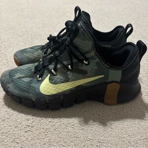 Nike Free Metcon 3 Men's Size 12 Shoes Sneakers CJ0861-032 Running Camo CrossFit